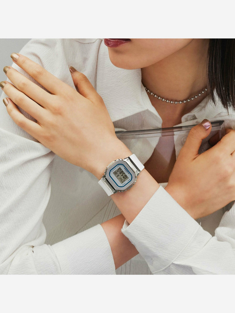 Спортивные часы CASIO G-SHOCK GM-S5600LC-7D