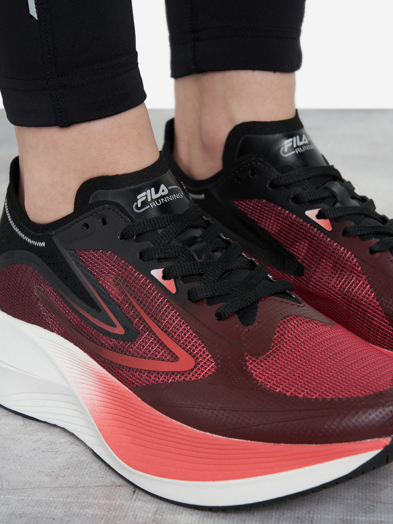 Кроссовки женские FILA Jet Runner