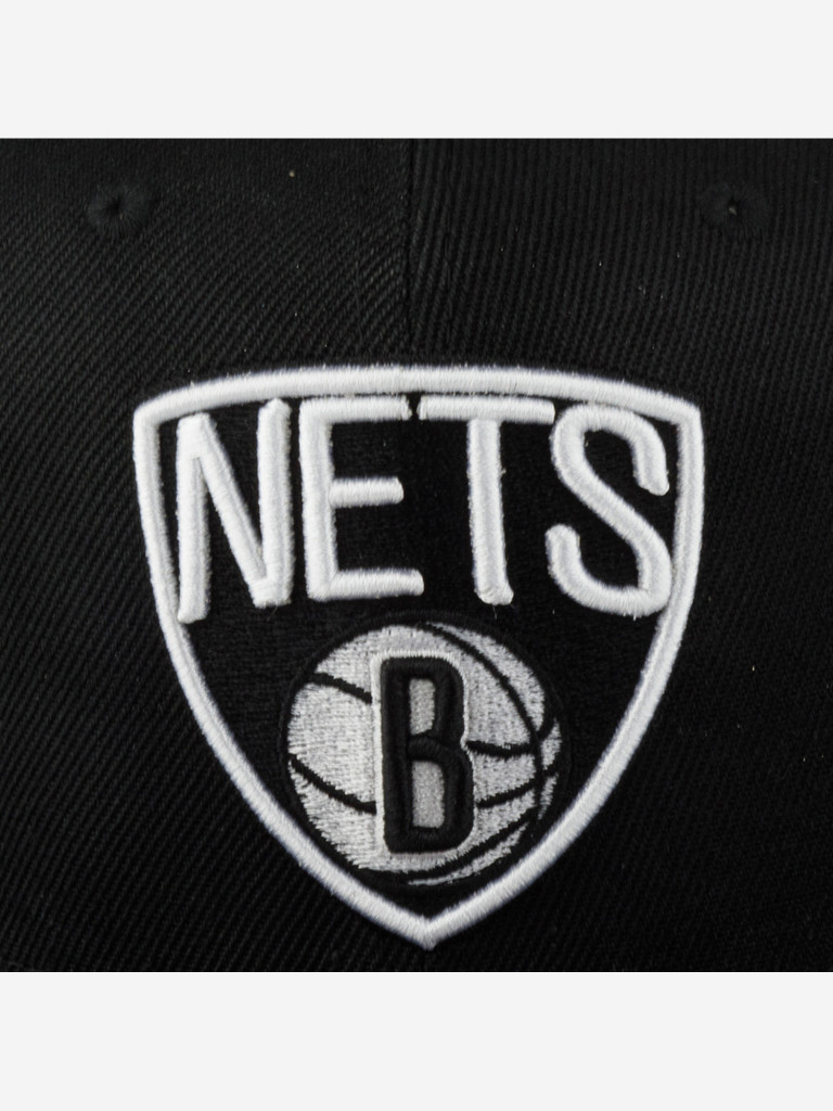 Бейсболка с прямым козырьком MITCHELL NESS HHSS6044-BNEYYPPPBLCK Brooklyn Nets NBA