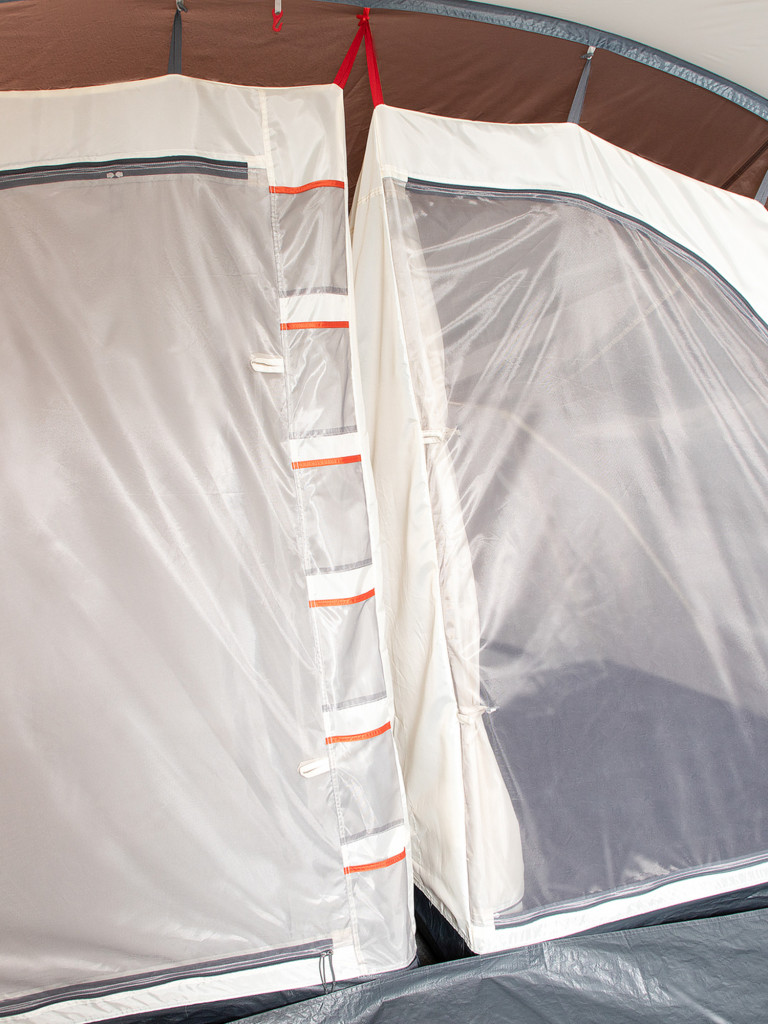 Палатка 5-местная Outventure Camper 3+2