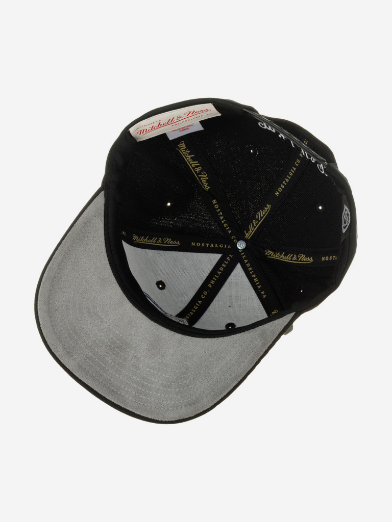 Бейсболка MITCHELL NESS HHSS6644-CAVYYPPPBLCK Colorado Avalanche NHL (черный)