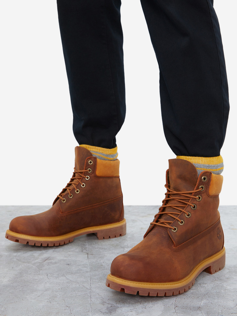 Ботинки утепленные мужские Timberland 6 Inch Premium Boot коричневый цвет —  купить за 27999 руб., отзывы в интернет-магазине Спортмастер