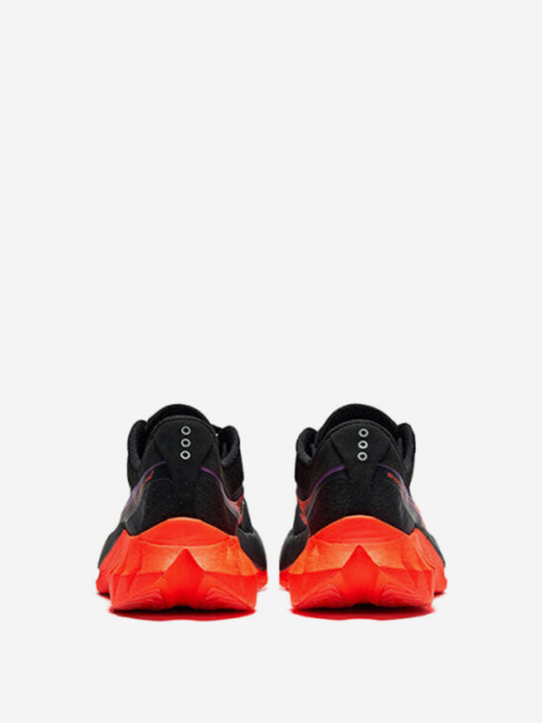 Кроссовки беговые мужские Saucony Endorphin Pro 4 Black Vizired