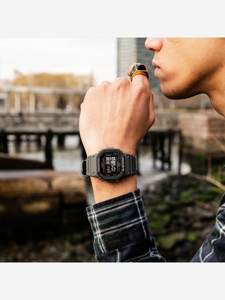 Спортивные часы CASIO G-SHOCK DW-5610SU-3E