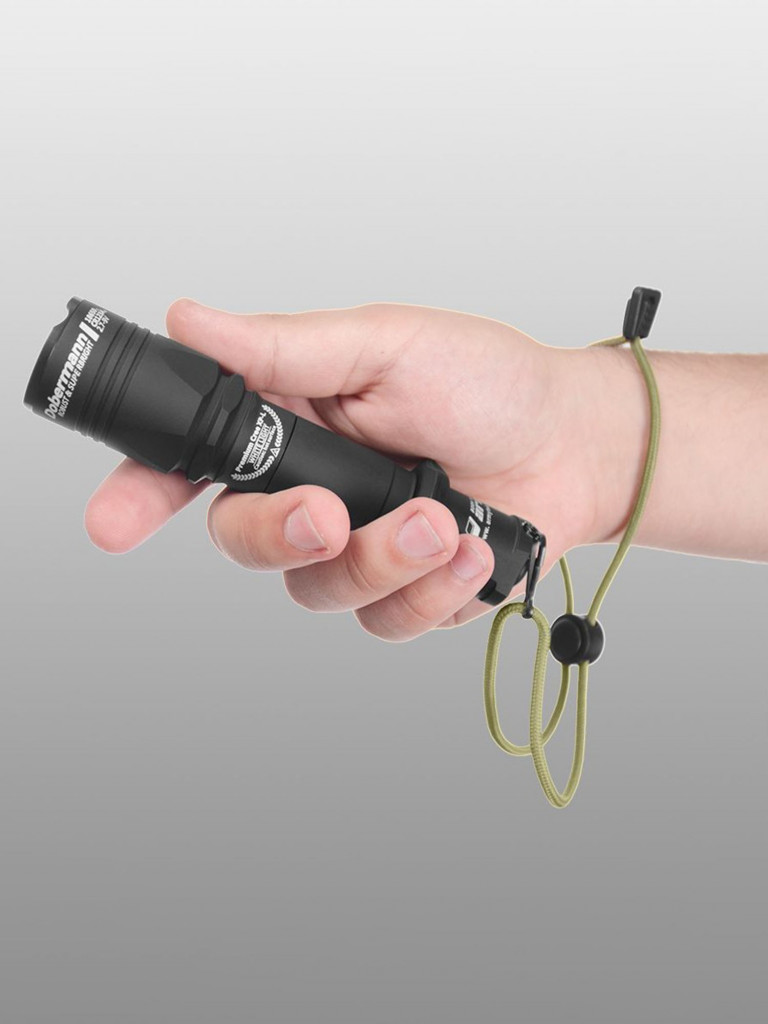 Фонарь ручной Armytek Dobermann XP-L, 930 лм, теплый свет