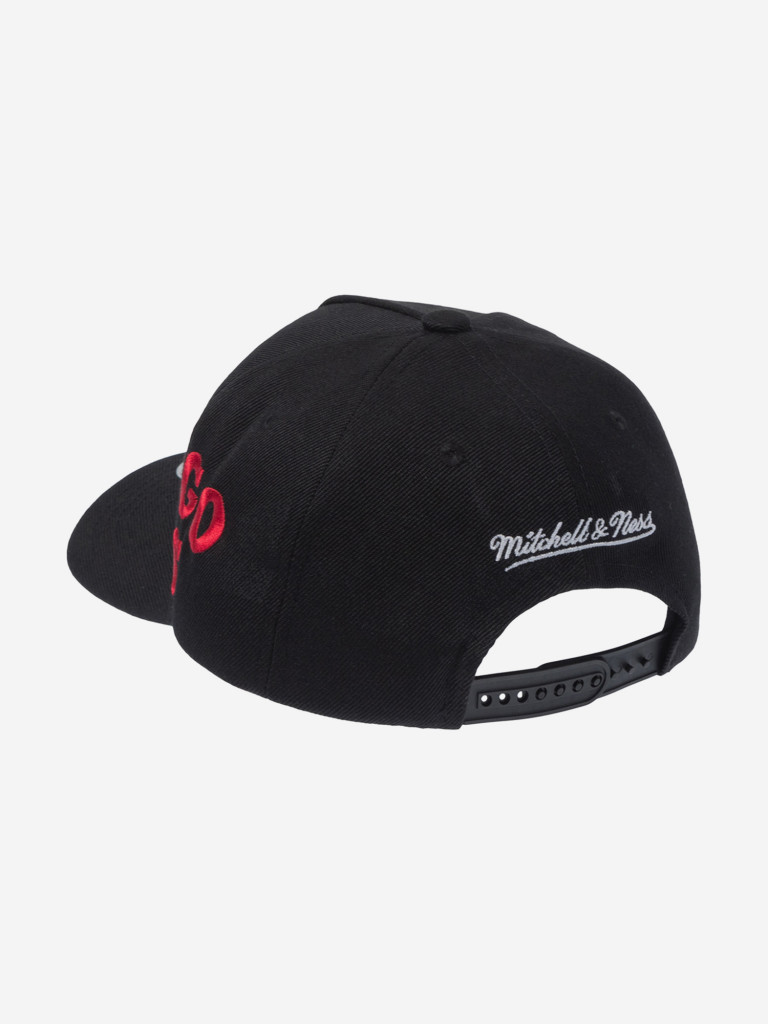 Бейсболка MITCHELL NESS HP12875-CBUBLCK Chicago Bulls NBA