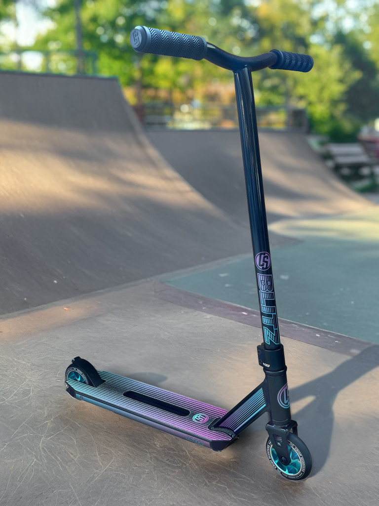 Самокат Crisp Blitz