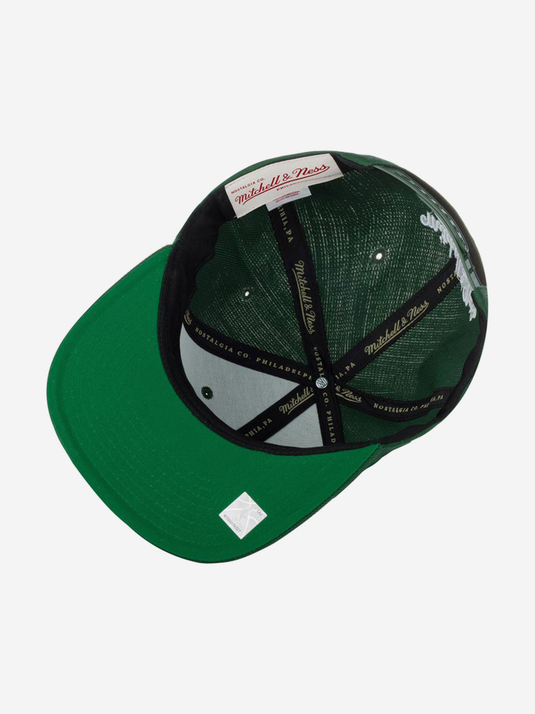 Бейсболка с прямым козырьком MITCHELL NESS HHSS3258-MBUYYPPPGREN Milwaukee Bucks NBA