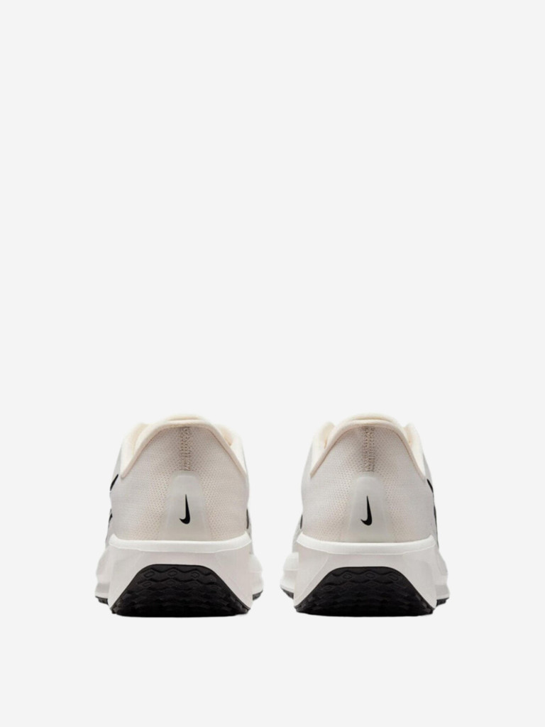 Кроссовки мужские Nike Quest 6
