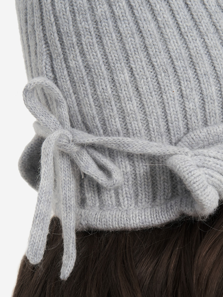 Шапка женская Outventure