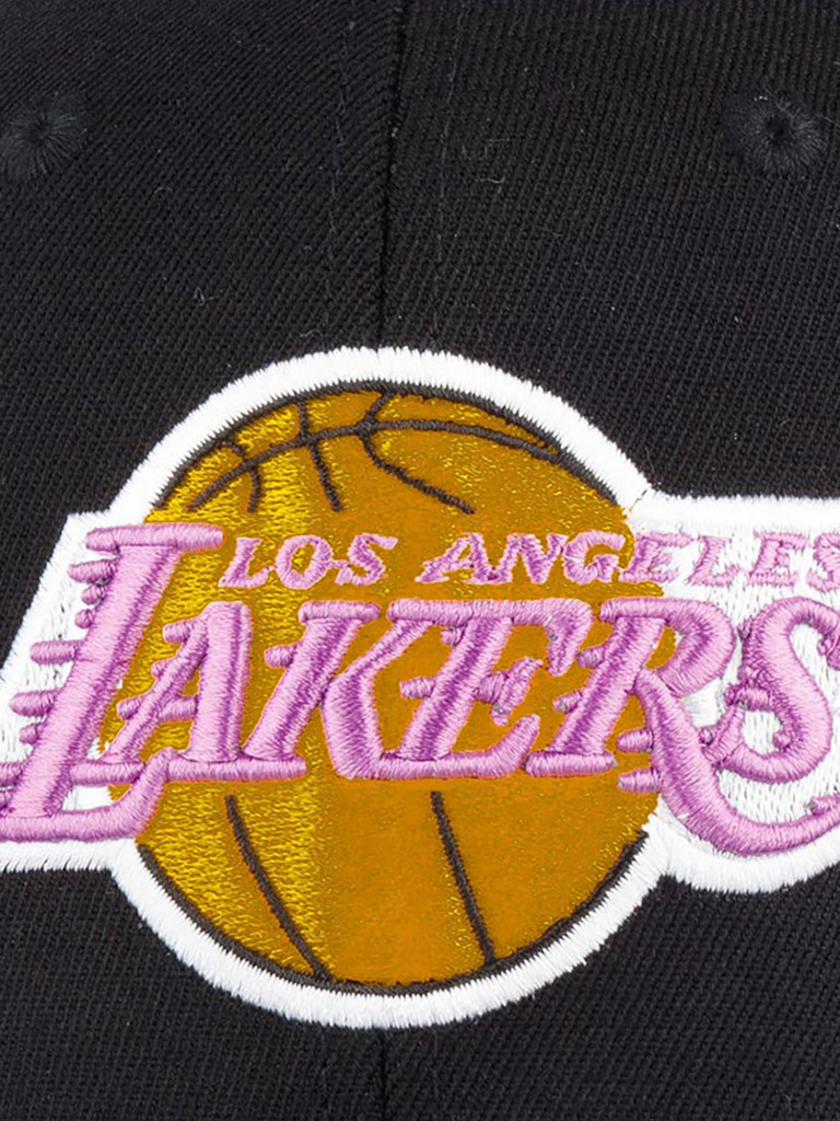 Бейсболка MITCHELL NESS 6HSSFH21HW014-LALBLCK Los Angeles Lakers NBA (черный)