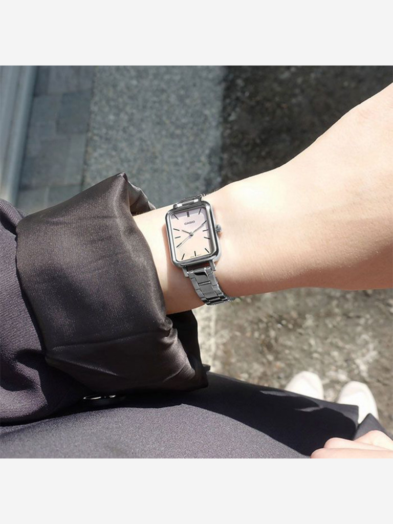 Наручные часы CASIO