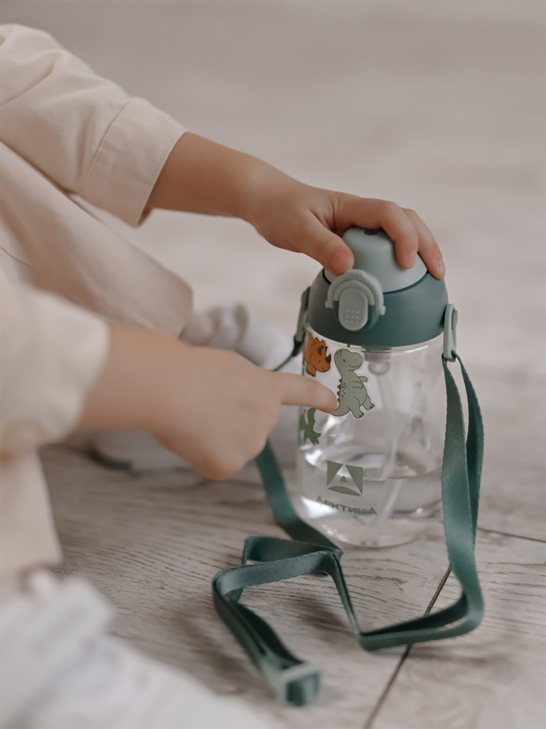 Бутылочка детская питьевая Арктика, тритановая (для напитков), 480 мл, хвоя