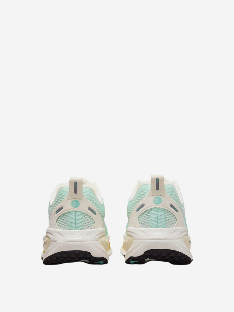 Кроссовки Nike Vomero 18