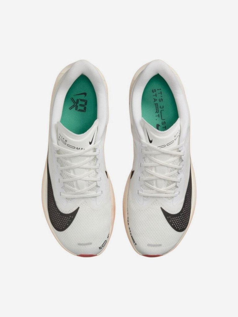 Кроссовки беговые мужские Nike