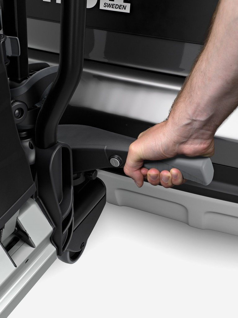 Велокрепление на автомобиль THULE Easy Fold XT 933 на фаркоп для 2-х велосипедов