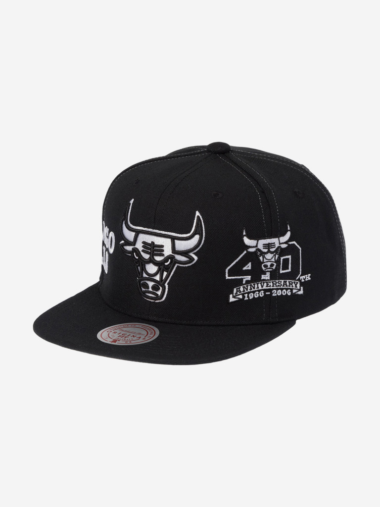 Бейсболка с прямым козырьком MITCHELL NESS HS12818-CBUBLCK Chicago Bulls NBA