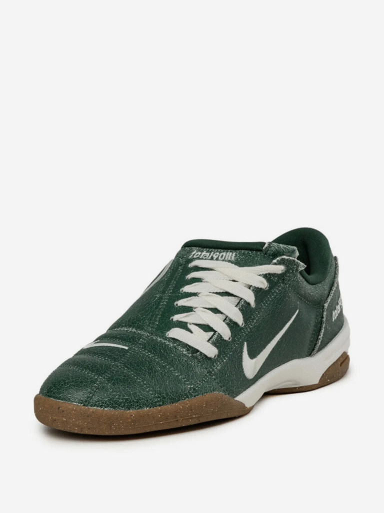 Кроссовки Nike Total 90 PRM