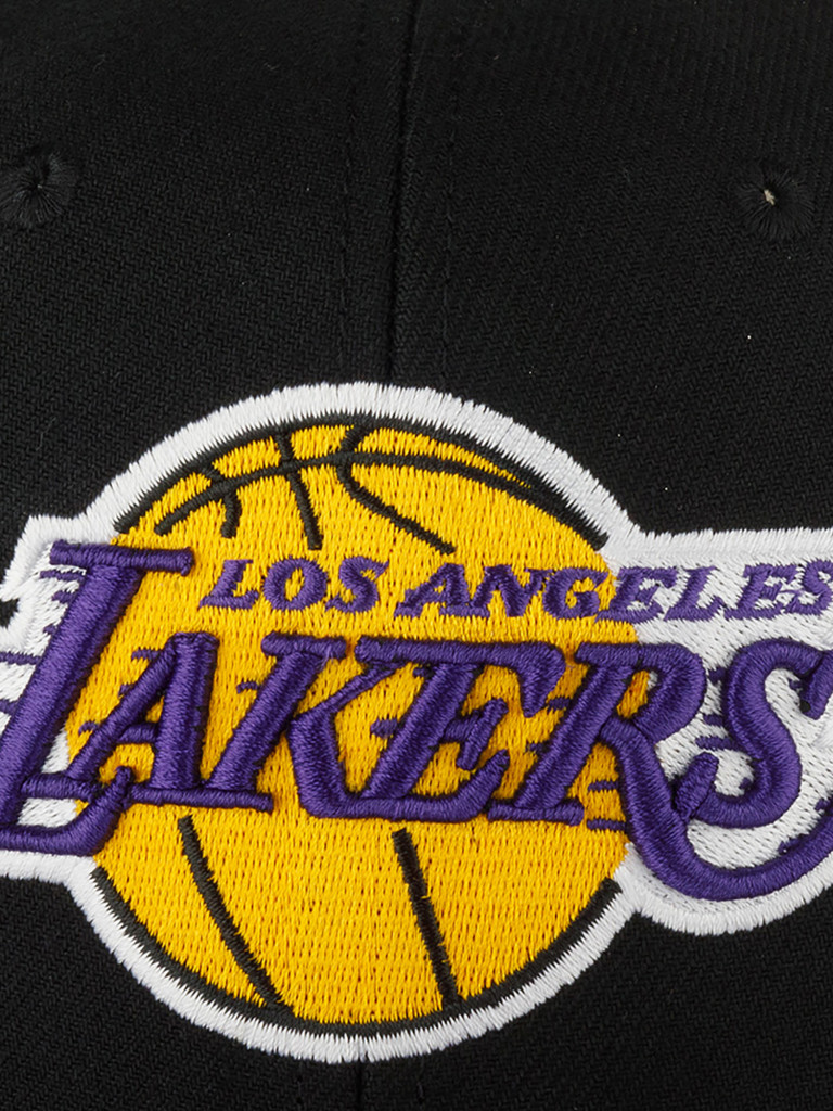 Бейсболка MITCHELL NESS HP7976-LALBLCK Los Angeles Lakers NBA (черный)
