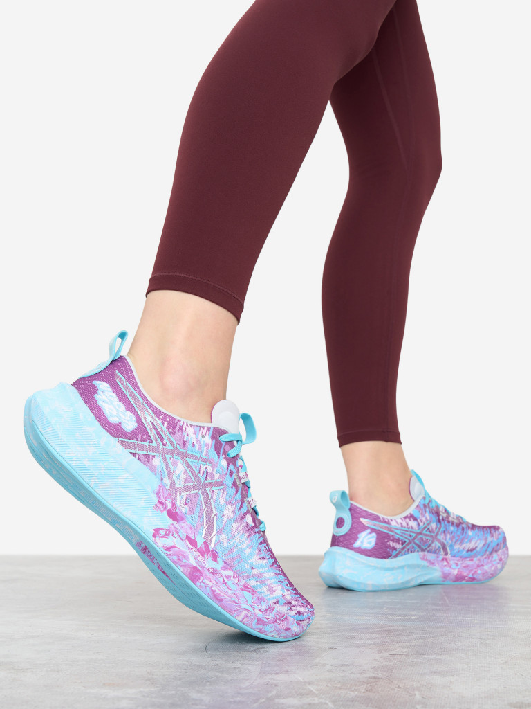 Кроссовки женские ASICS Noosa Tri 16