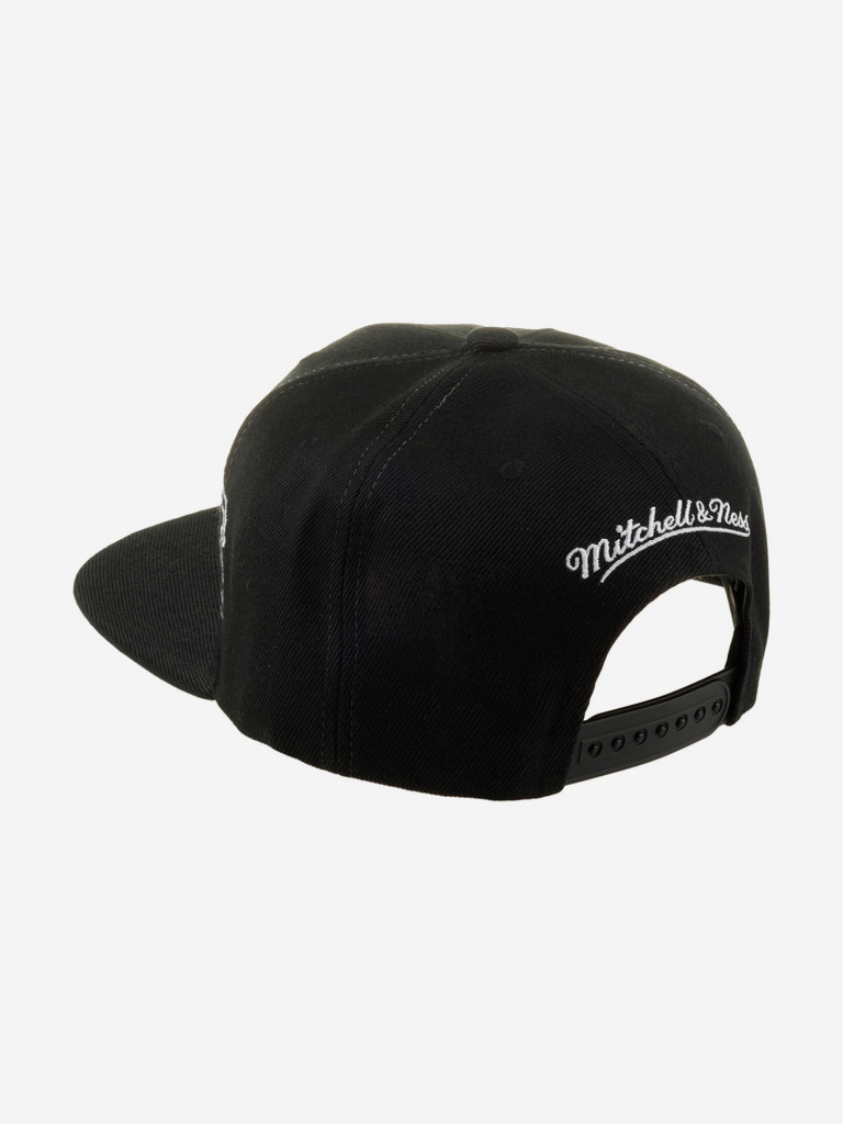 Бейсболка с прямым козырьком MITCHELL NESS HHSS3180-BNEYYPPPBLCK Brooklyn Nets NBA (черный)