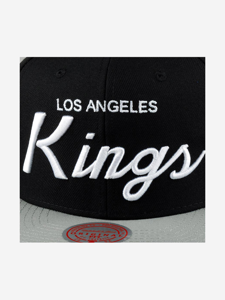 Бейсболка с прямым козырьком MITCHELL NESS 6HSSSH22086-LAKBLCK Los Angeles Kings NHL (черный)