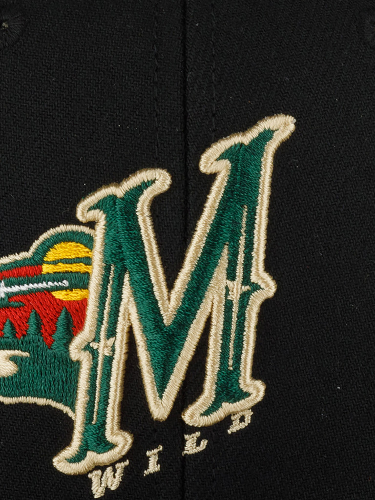 Бейсболка MITCHELL NESS HHSS6644-MWIYYPPPBLCK Minnesota Wild NHL (черный)