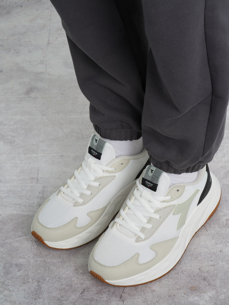 Кроссовки женские Diadora