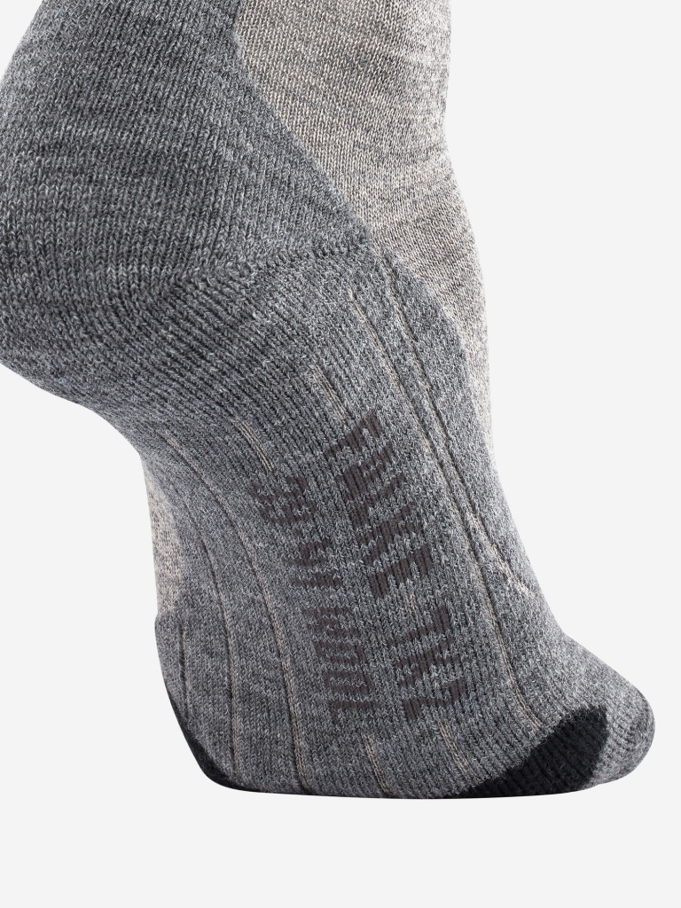 Женские спортивные носки FALKE