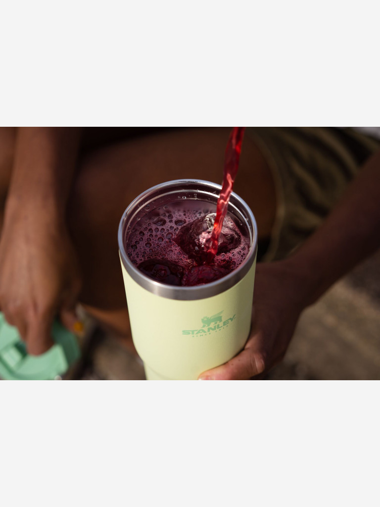 Термокружка Stanley IceFlow Flip Straw Tumbler, 890 мл, цитрон