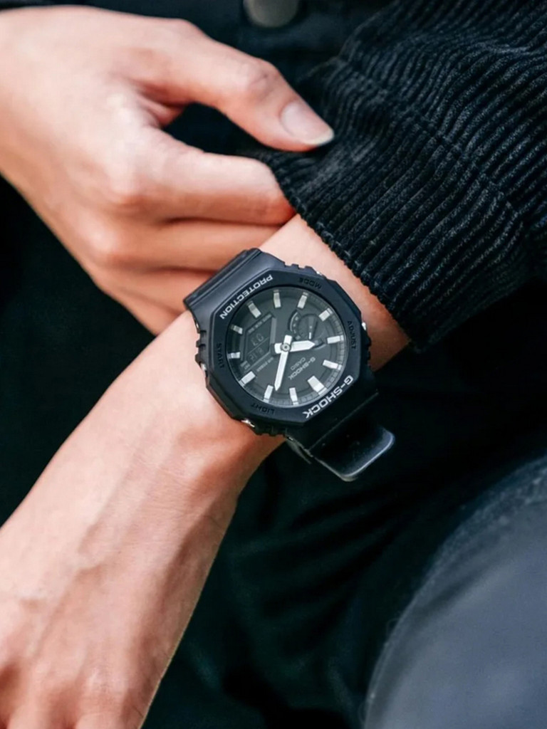 Наручные часы Casio GA-2100-1A1