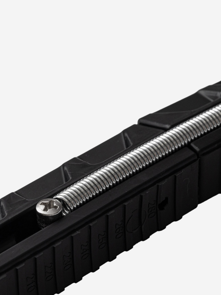 TM ROYAL SKATE Чехлы для лезвий коньков черный цвет, универсальный размер