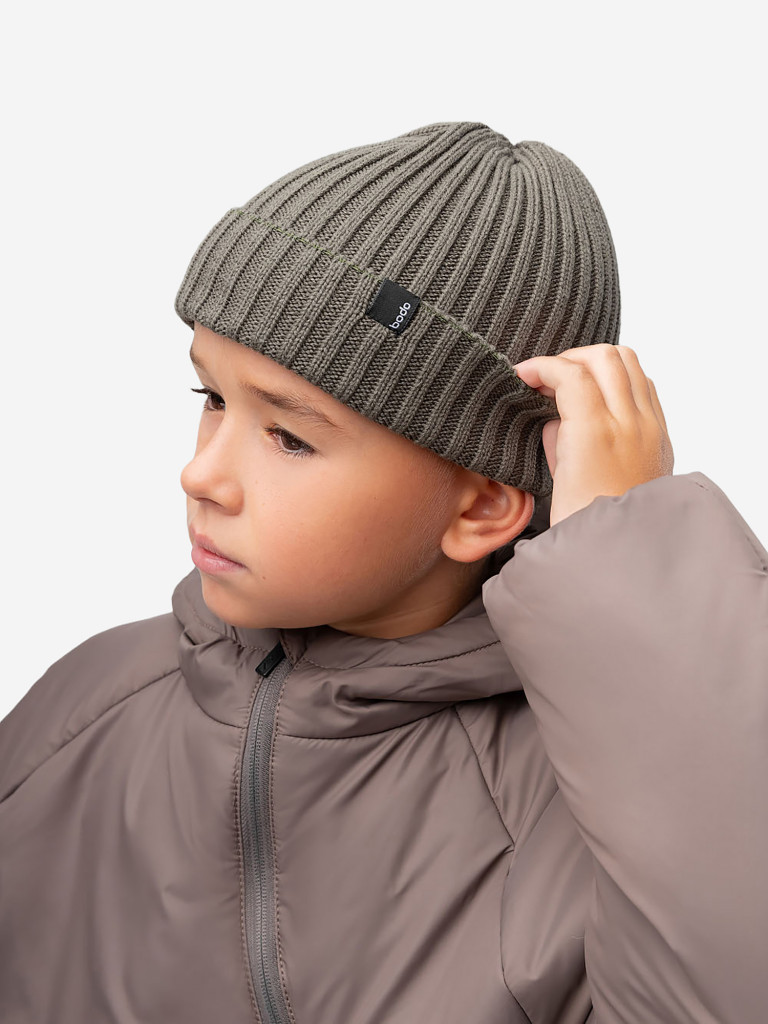 Вязанная шапка bodo