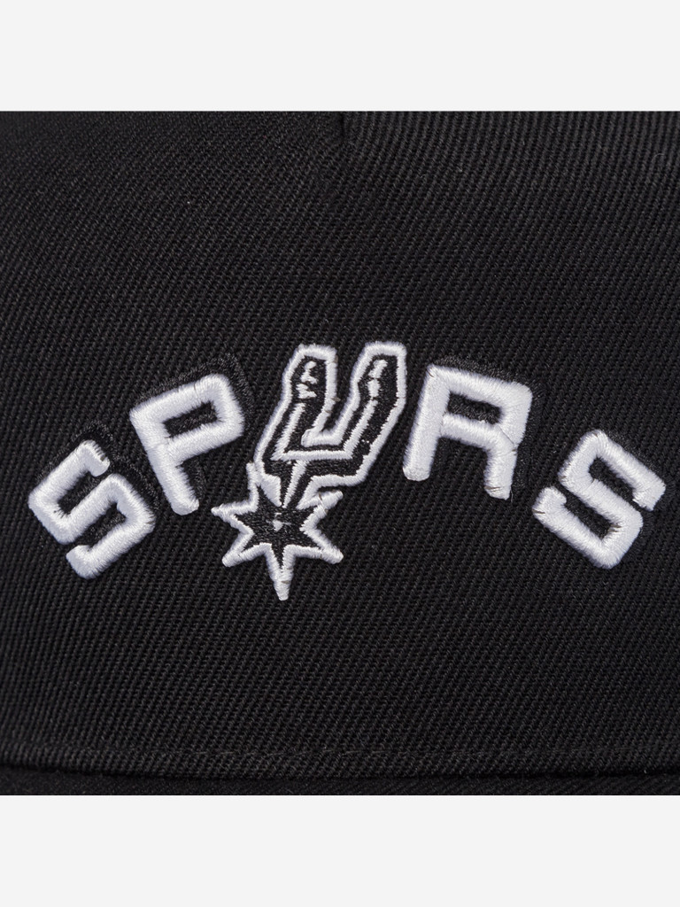 Бейсболка MITCHELL NESS HP10422-SASBLCK San Antonio Spurs NBA (черный)