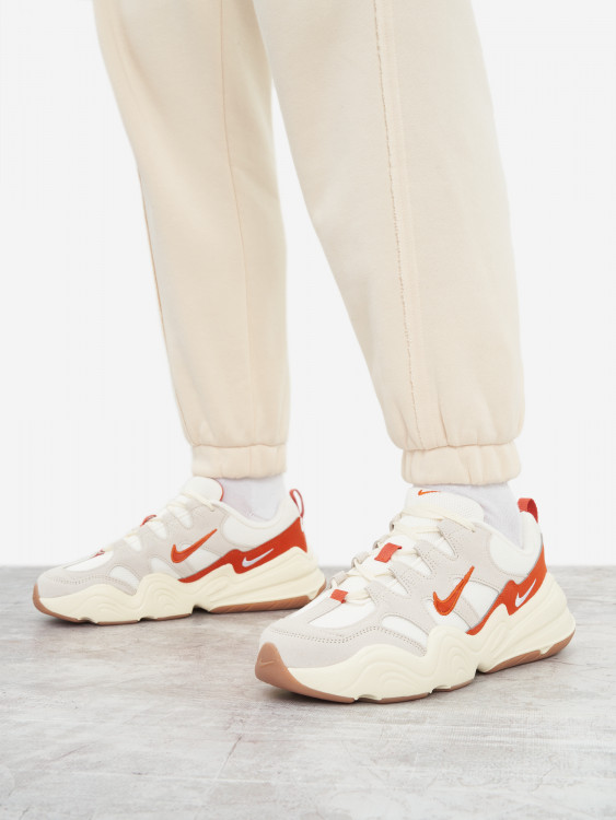 Кроссовки женские Nike Tech Hera