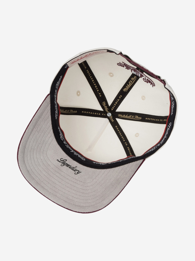 Бейсболка с прямым козырьком MITCHELL NESS HC12185-MNNCRSC
