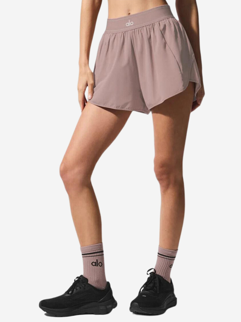Шорты женские Alo Yoga Match Point Short