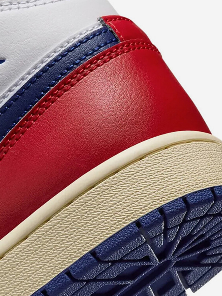 Кроссовки мужские Jordan Air1 Mid