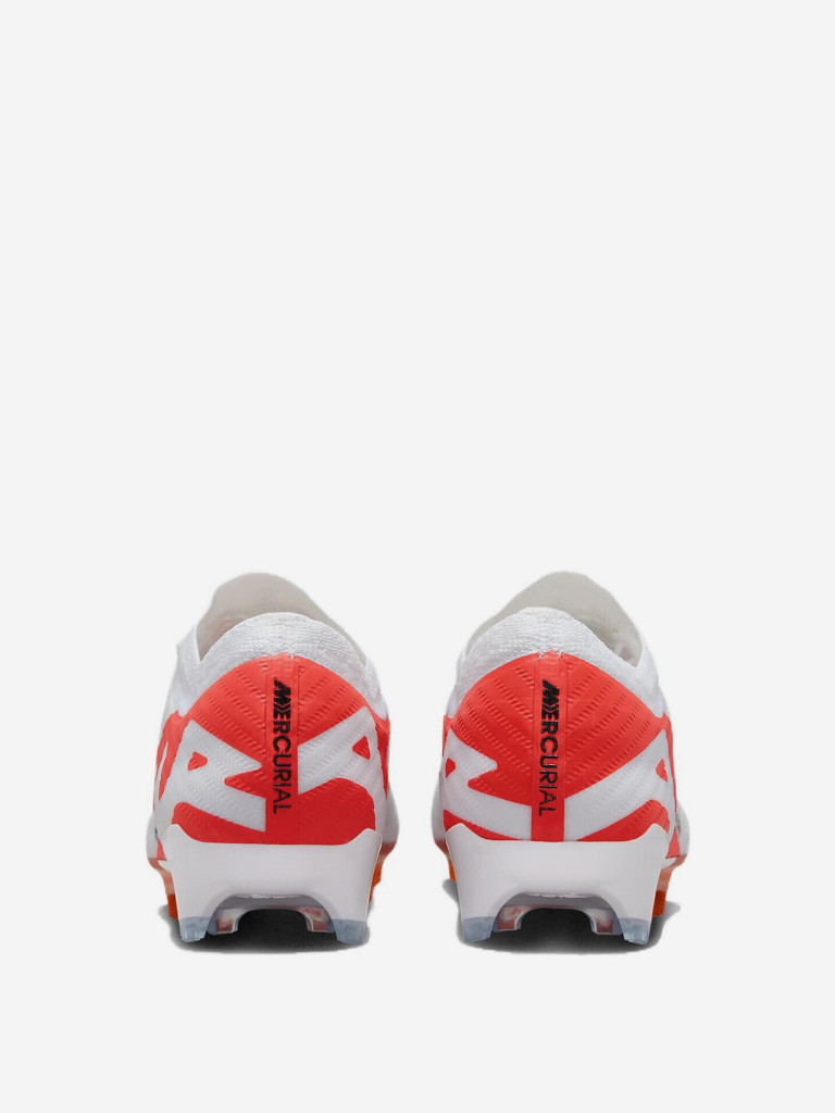 Бутсы футбольные Nike