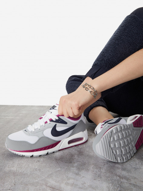 Nike air max correlate leather women's running shoes best sale