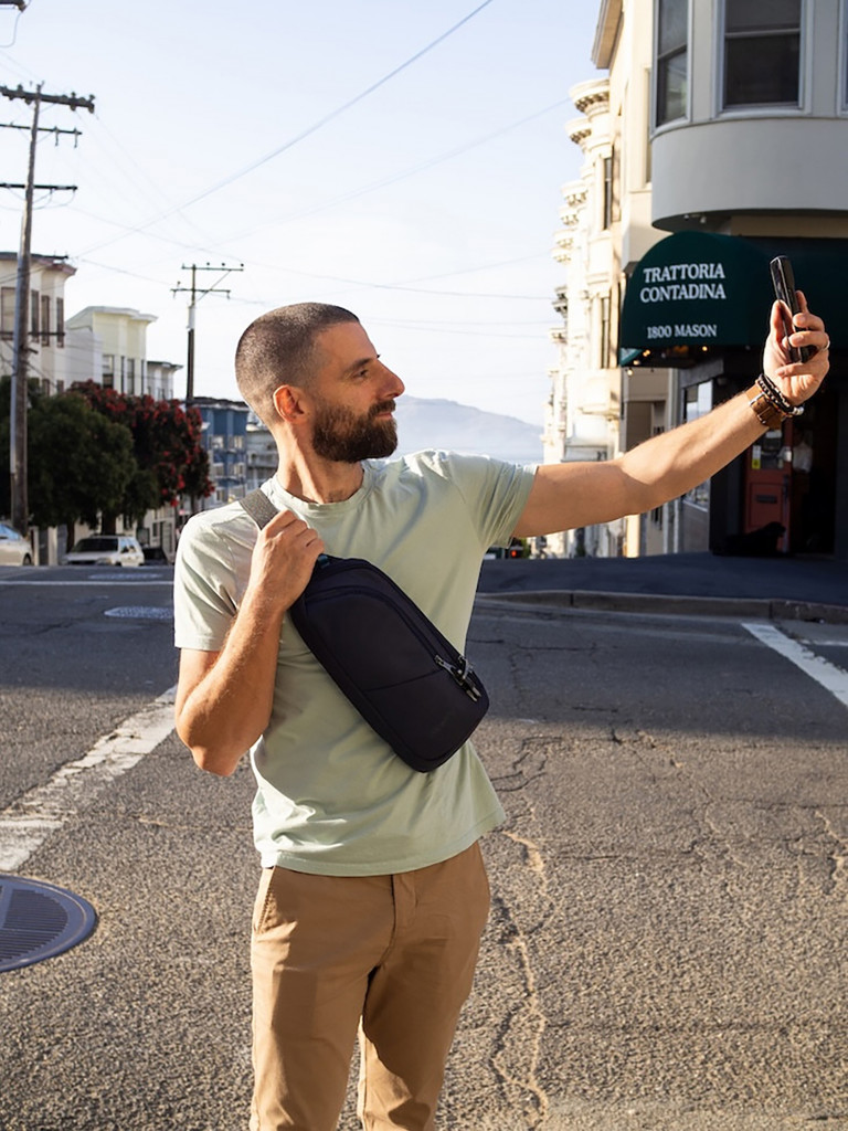 Pacsafe V Action Sling, Ocean, 2.5 л.