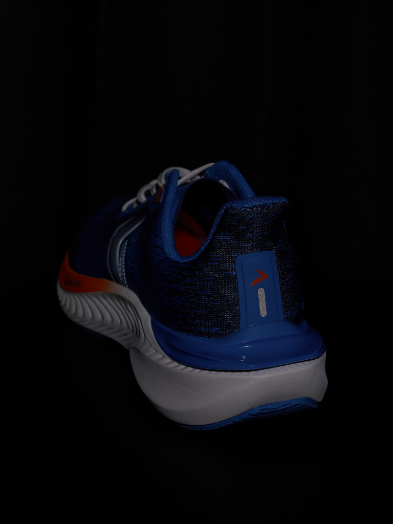 Кроссовки мужские Demix Spectre Enrblast 4