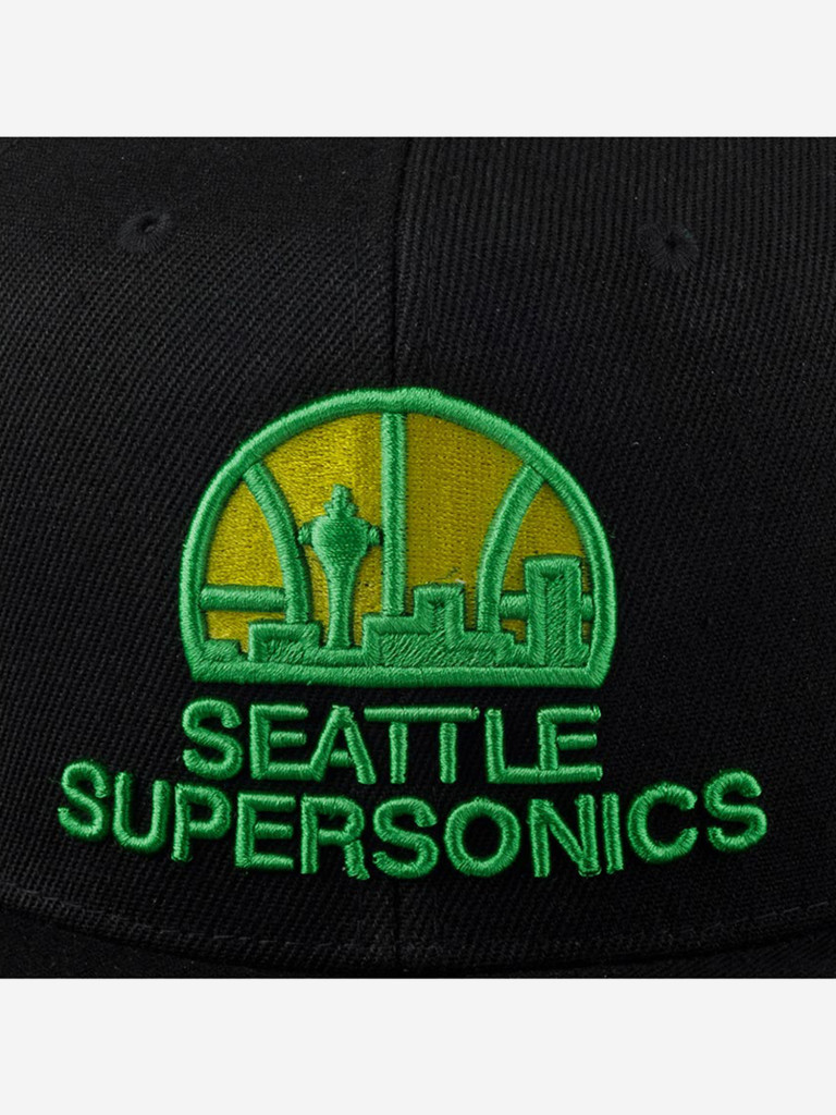 Бейсболка с прямым козырьком MITCHELL NESS 6HSSJS19079-SSUBLCK Seattle Supersonics NBA