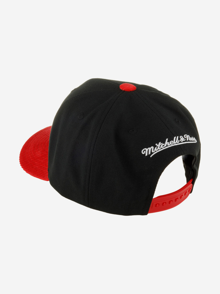 Бейсболка MITCHELL NESS HP7974-CBHBLCK Chicago Blackhawks NHL (черный)