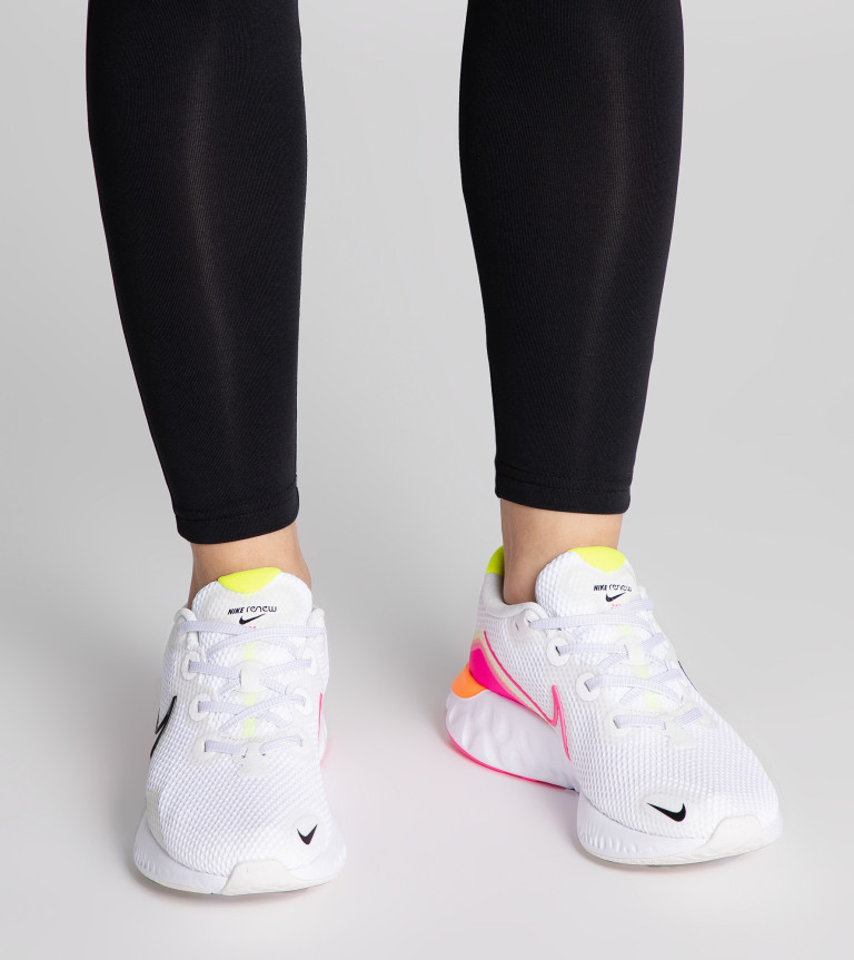 Кроссовки женские Nike Renew Run