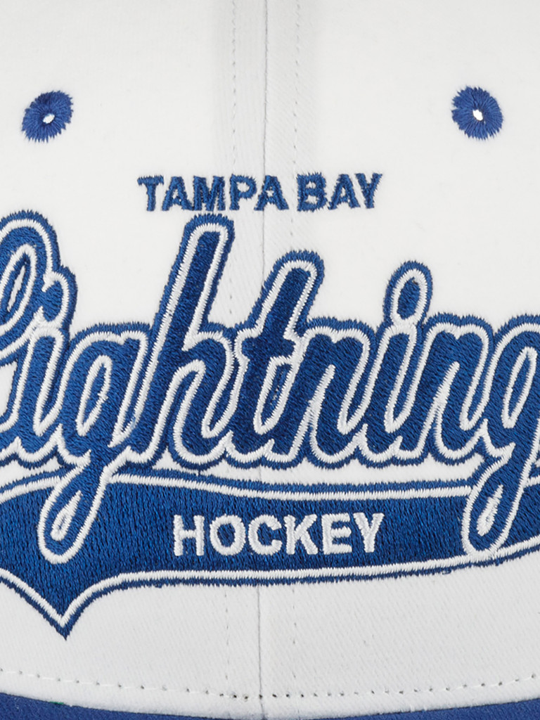 Бейсболка MITCHELL NESS HHSS7286-TBLYYPPPWHIT Tampa Bay Lightning NHL (синий)