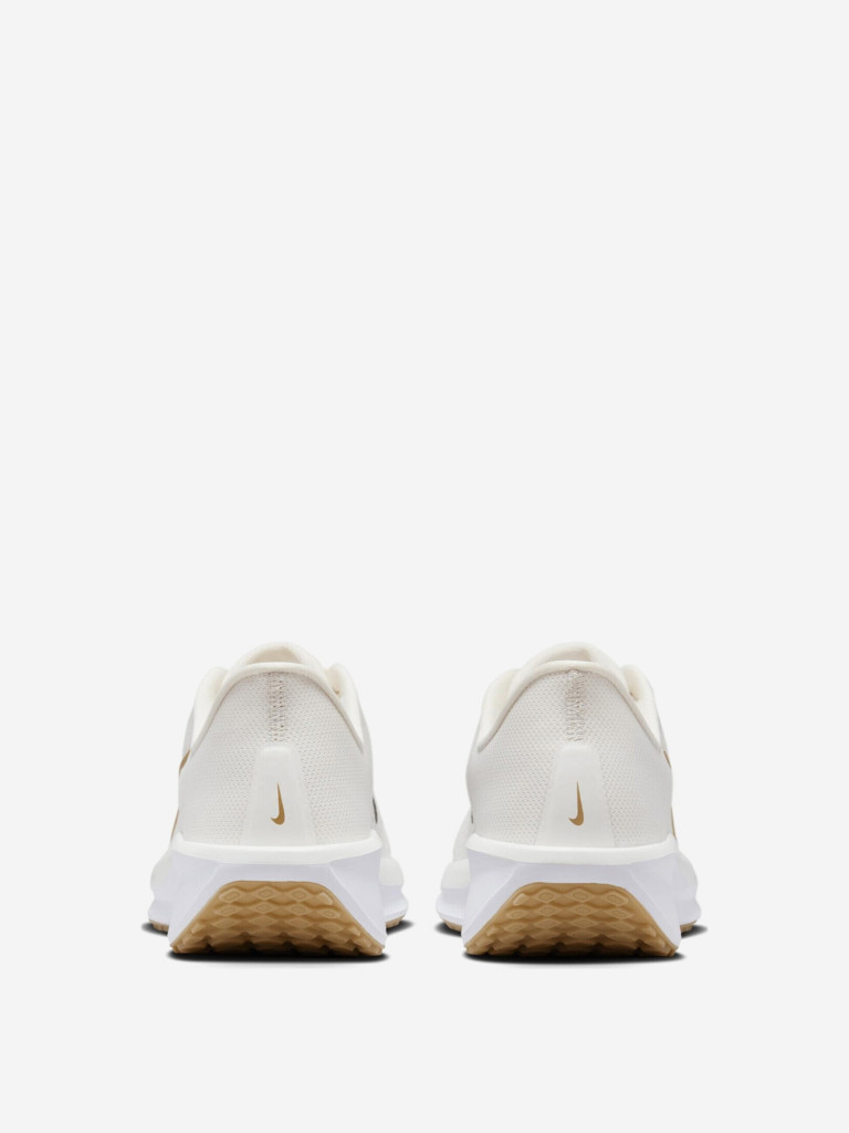 Кроссовки женские Nike Quest 6