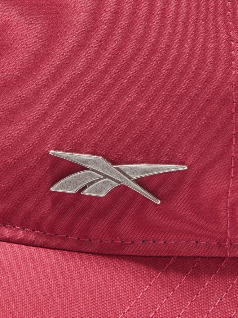 Бейсболка женская Reebok Active Foundation Badge