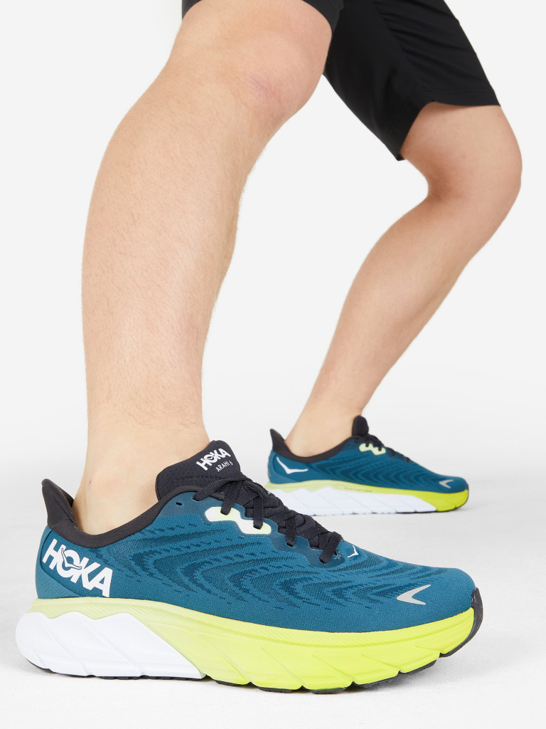 Hoka one one arahi 6