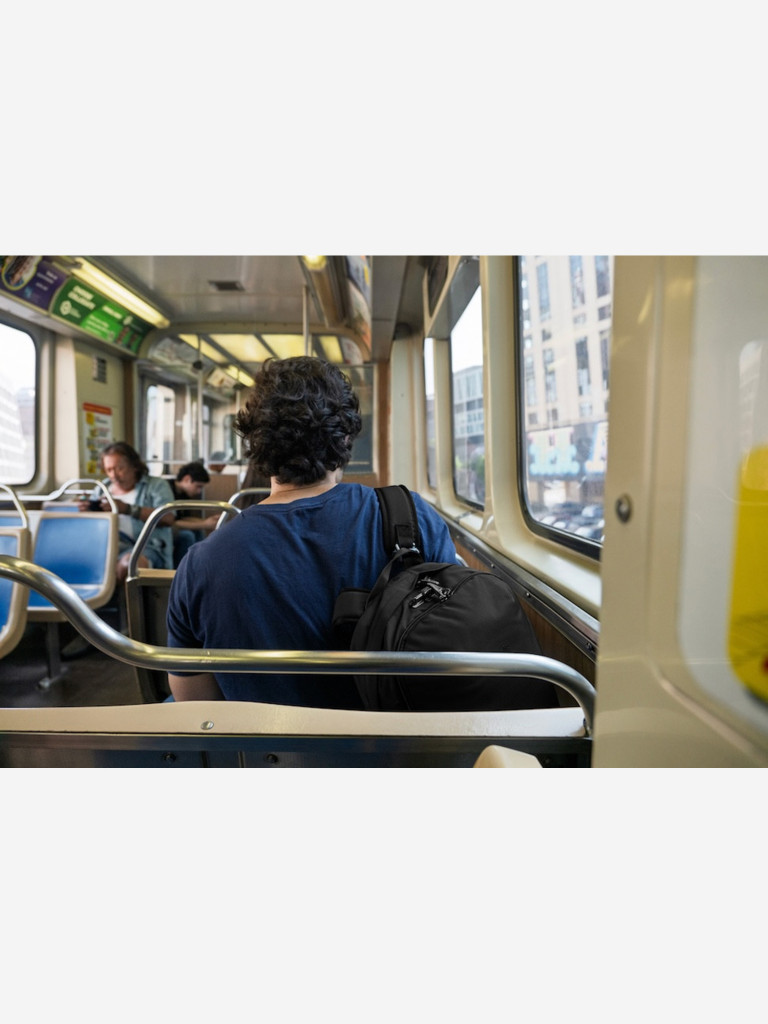 Рюкзак антивор Pacsafe V 24L Active, Black, 24 л.